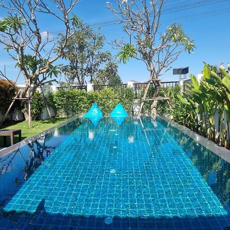 Baan Dalah Pool Villa Buriram Exteriör bild