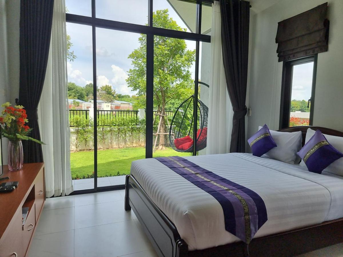 Baan Dalah Pool Villa Buriram Exteriör bild