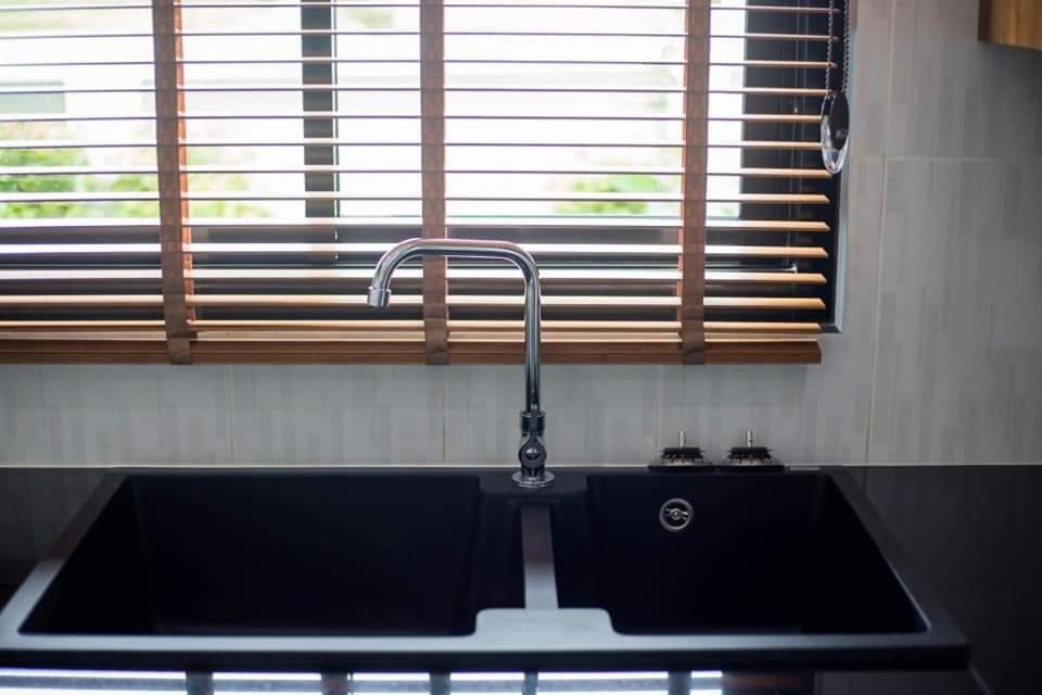 Baan Dalah Pool Villa Buriram Exteriör bild