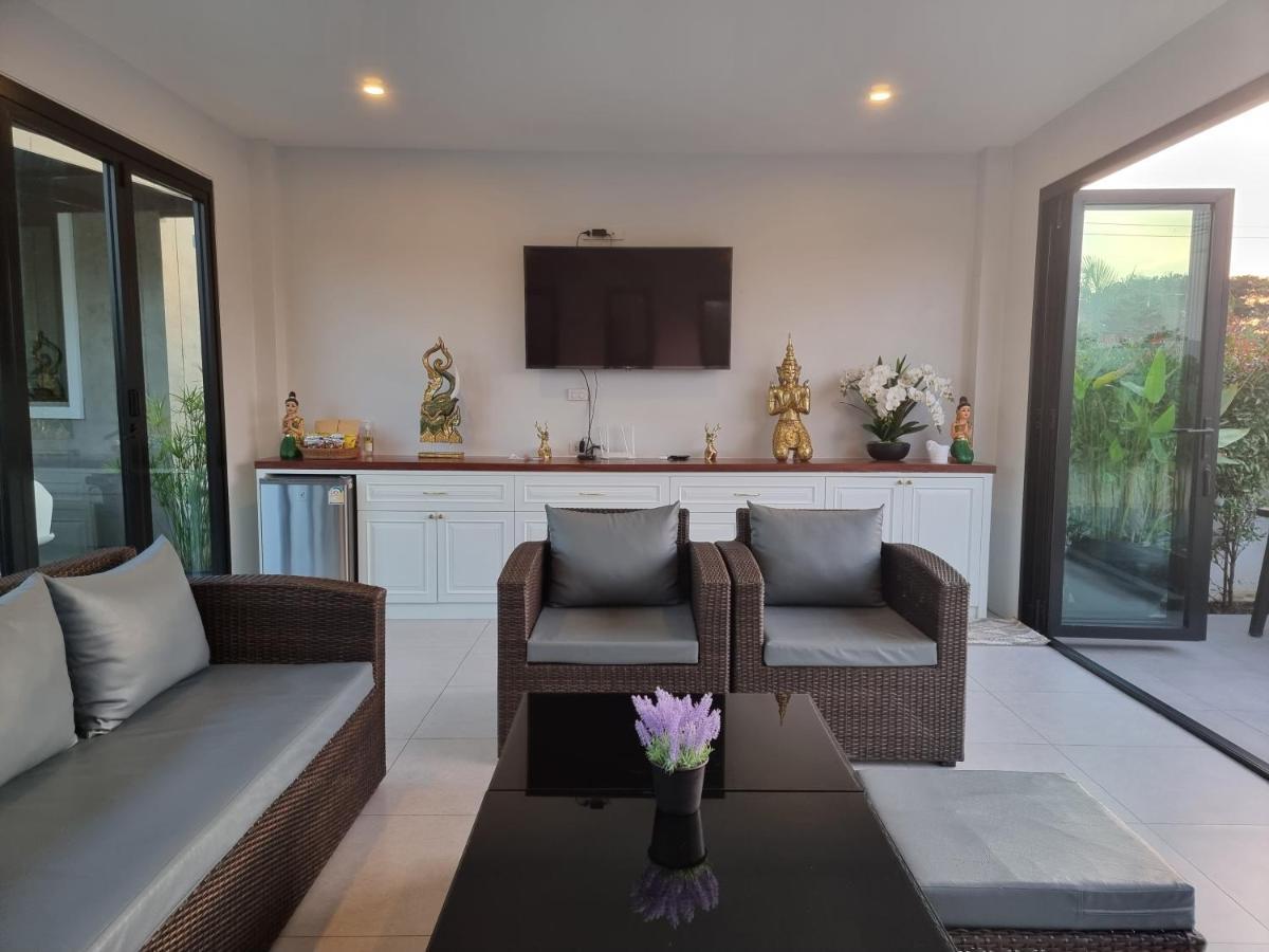 Baan Dalah Pool Villa Buriram Exteriör bild